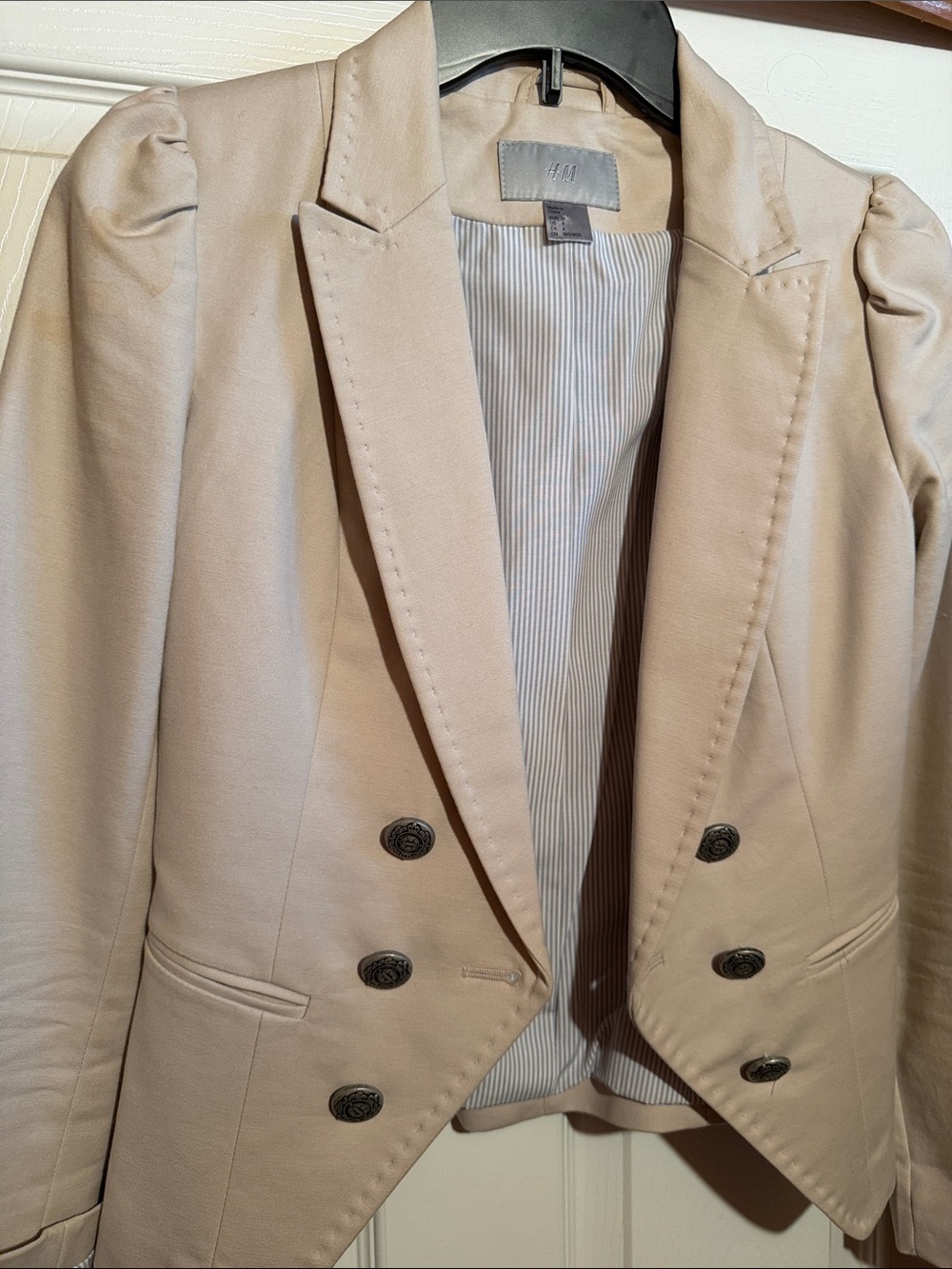 H&M Women's Light Beige Double-Breasted Blazer